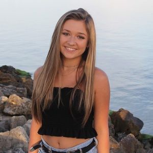 Meet your Posher, Delaney